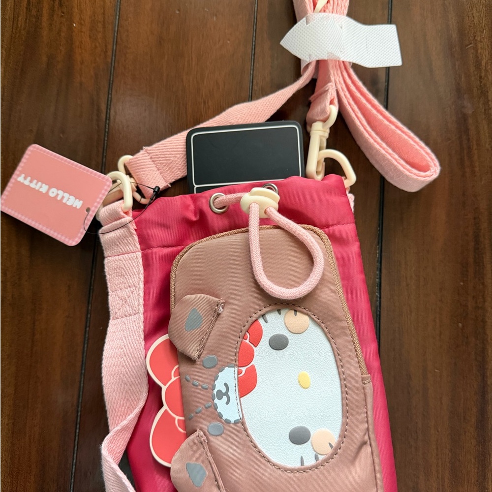 Hello Kitty Water Bottle Sling Purse Bag NWT Pink